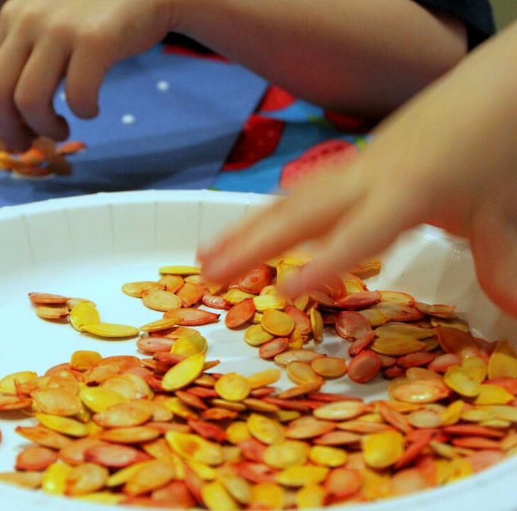 Väčšina receptov s tekvicovými semienkami pre dospelých je vhodná aj pre deti, len so znížením objemu